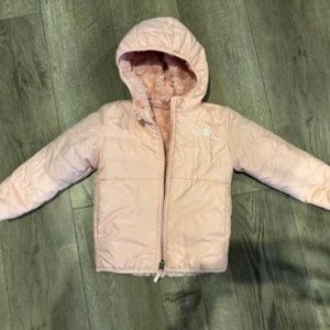 The North Face Reversible Mossbud Jacket, size 4T
